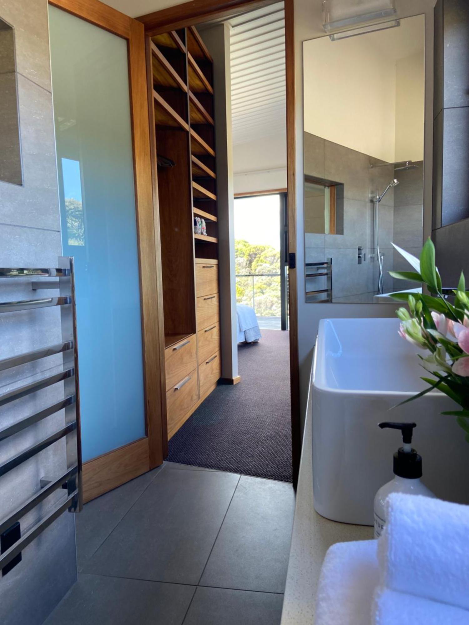 فندق La Bodega Waiheke Island Surfdale المظهر الخارجي الصورة